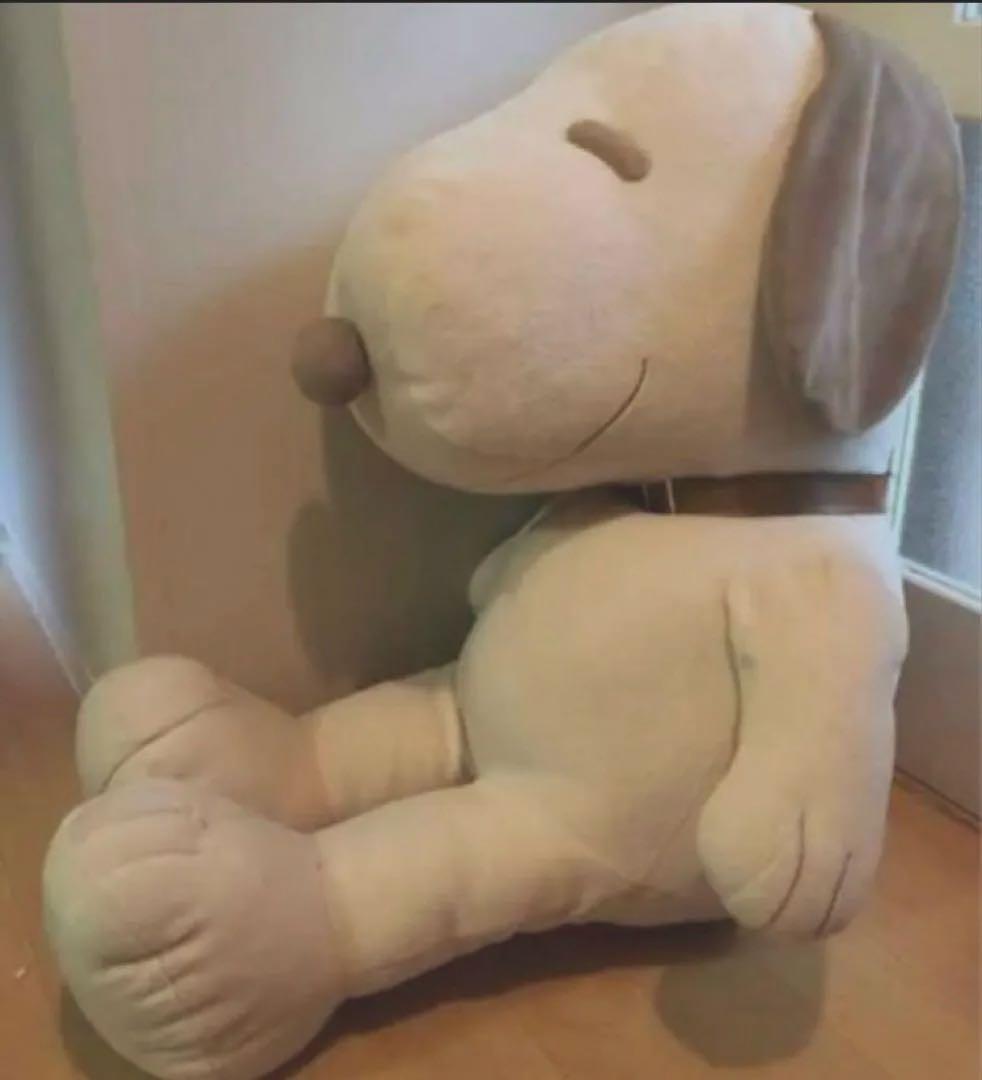 BIGスヌーピーぬいぐるみ PEANUTS HOTEL ROOM64 特大ぬいぐるみ ”HAPPINESS IS A WARM PUPPY
