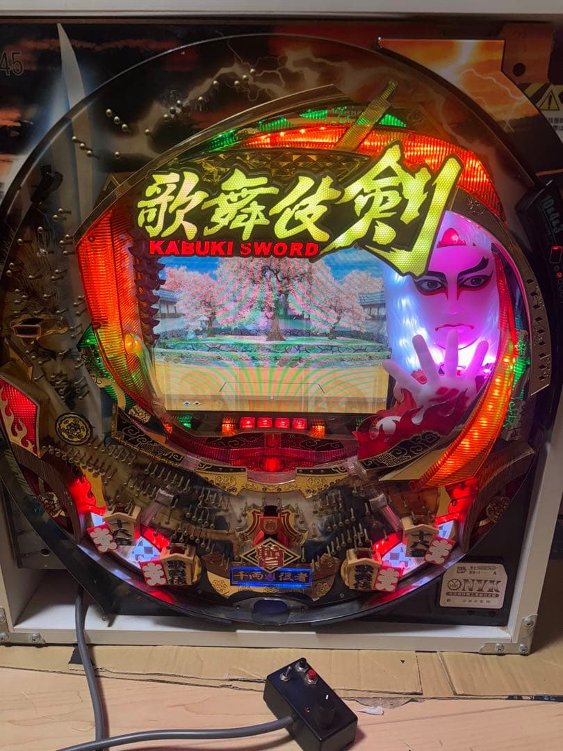 パチンコ CRぱちんこ歌舞伎ソード 卓上 歌舞伎剣 オート - メルカリ
