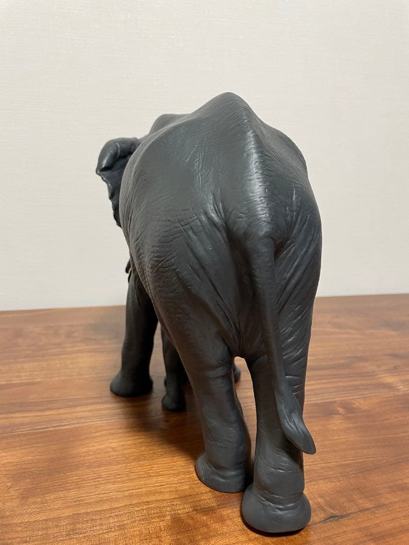 リヤドロ LLADRÓ エレファント（Bold Black） - メルカリ