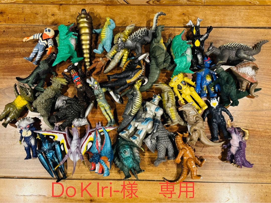 ウルトラマン怪獣フィギュア 35体セット 劇場スペシャルで登場したソフビ人形7体がセットになった 「スパーク