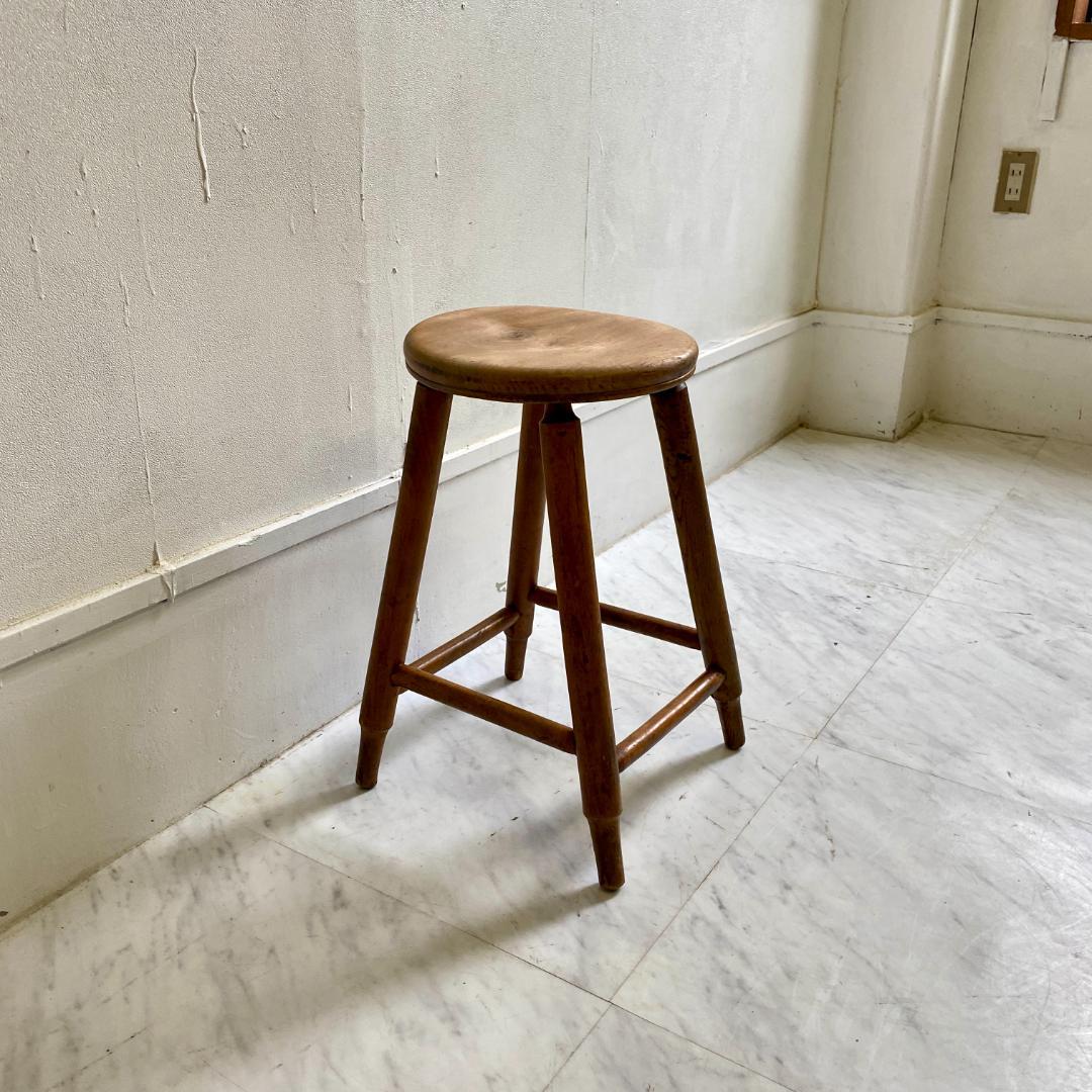 レトロなスツール 丸椅子 丸スツール 木製 楽天市場】丸椅子 木製 木製スツール 栗の木『丸型スツール』スツール