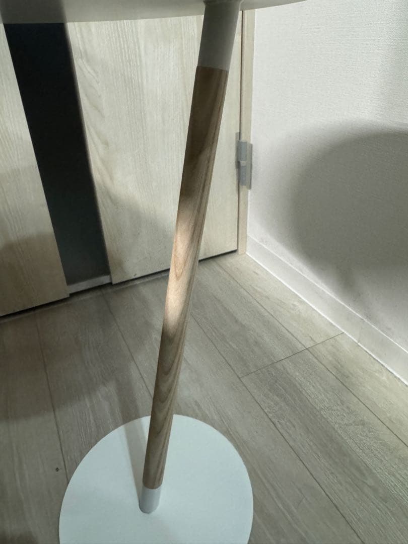 DUENDE TUBE&ROD（ホワイト）サイドテーブル - メルカリ