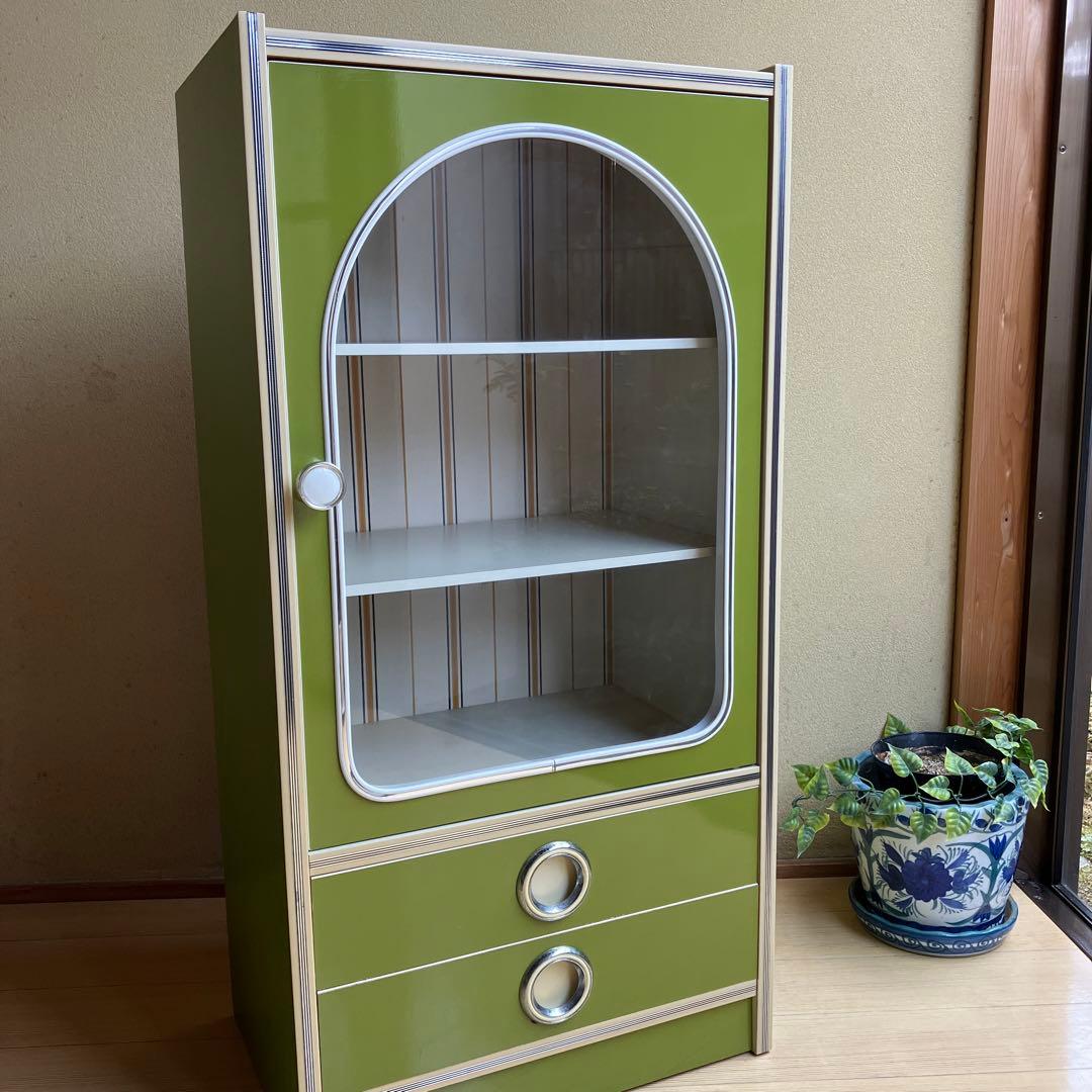 昭和レトロ／家具／レトロポップ／アーチ窓／インテリア／食器棚