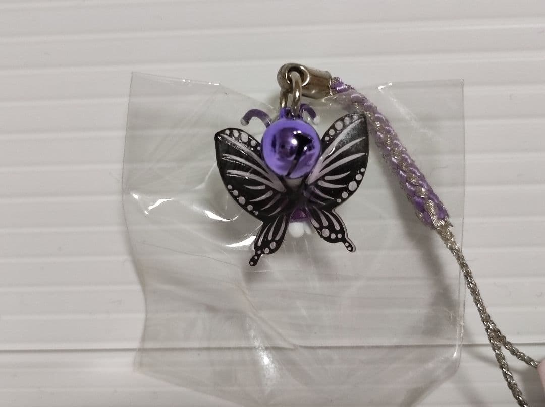 レア】ご当地キティ 蝶 ハローキティ 根付 キティ ストラップ 紫