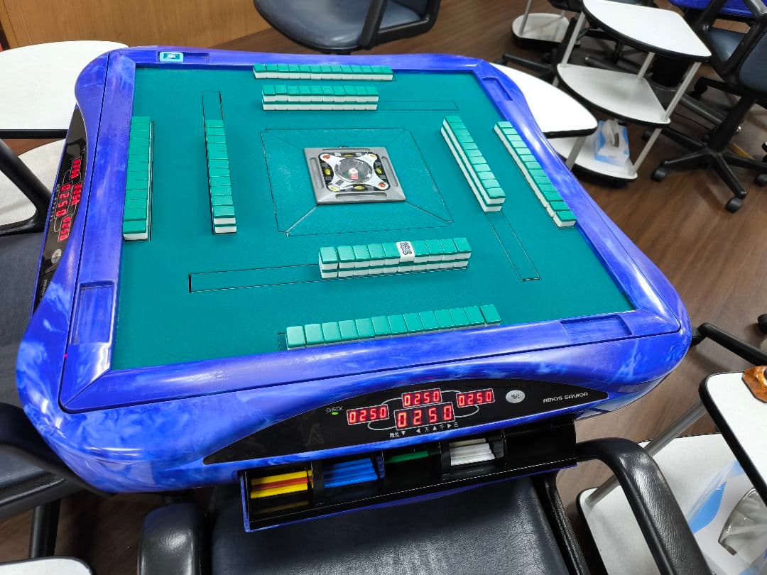 麻雀自動卓　配牌自動　アモスセヴィア 全自動麻雀卓 アモスセヴィア イス・サイドテーブルフルセット！ - 全