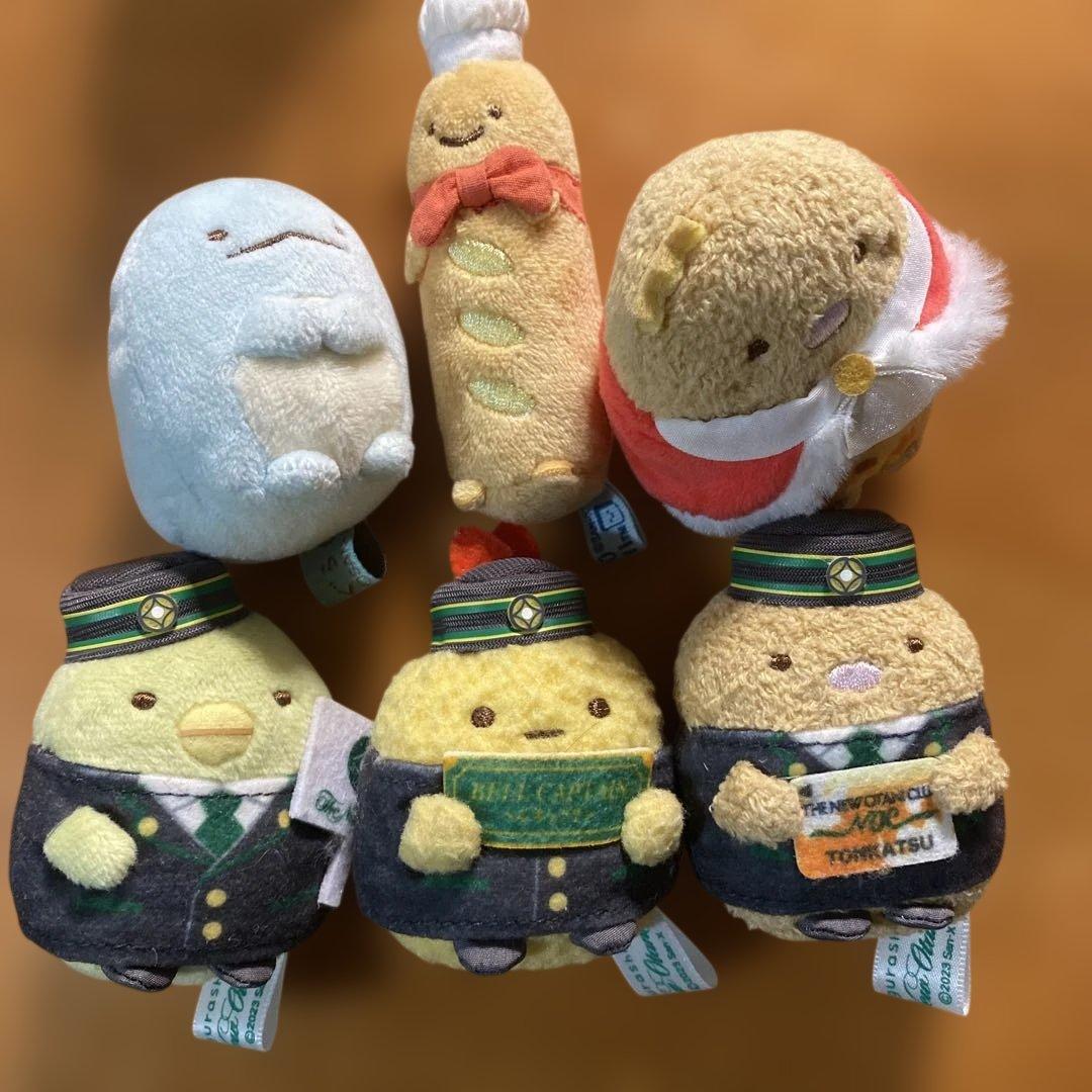 すみっコぐらし ホテルニューオオタニ てのりぬいぐるみ えびふらいのしっぽ6点 すみっコぐらしルーム in ホテルニューオータニ」が全国3か所で販売