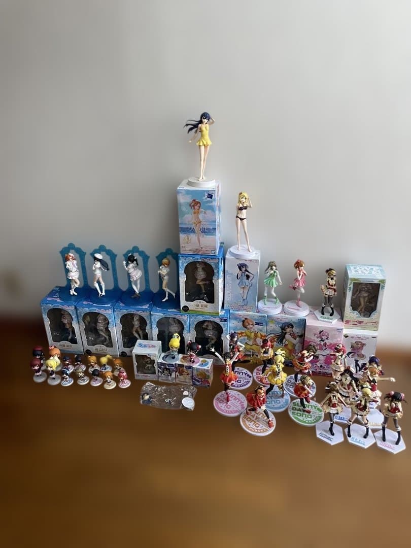 ラブライブ！　フィギュア　まとめ売り ラブライブ！] キャラアニより新商品のお知らせです｜作品紹介｜サンライズ