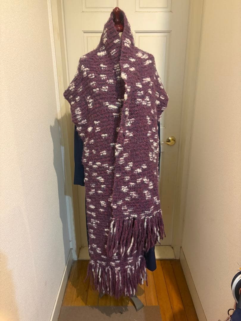 手編みロングマフラー マフラー/ふわふわ/ボリューム/ロングマフラー/手編み/かぎ針