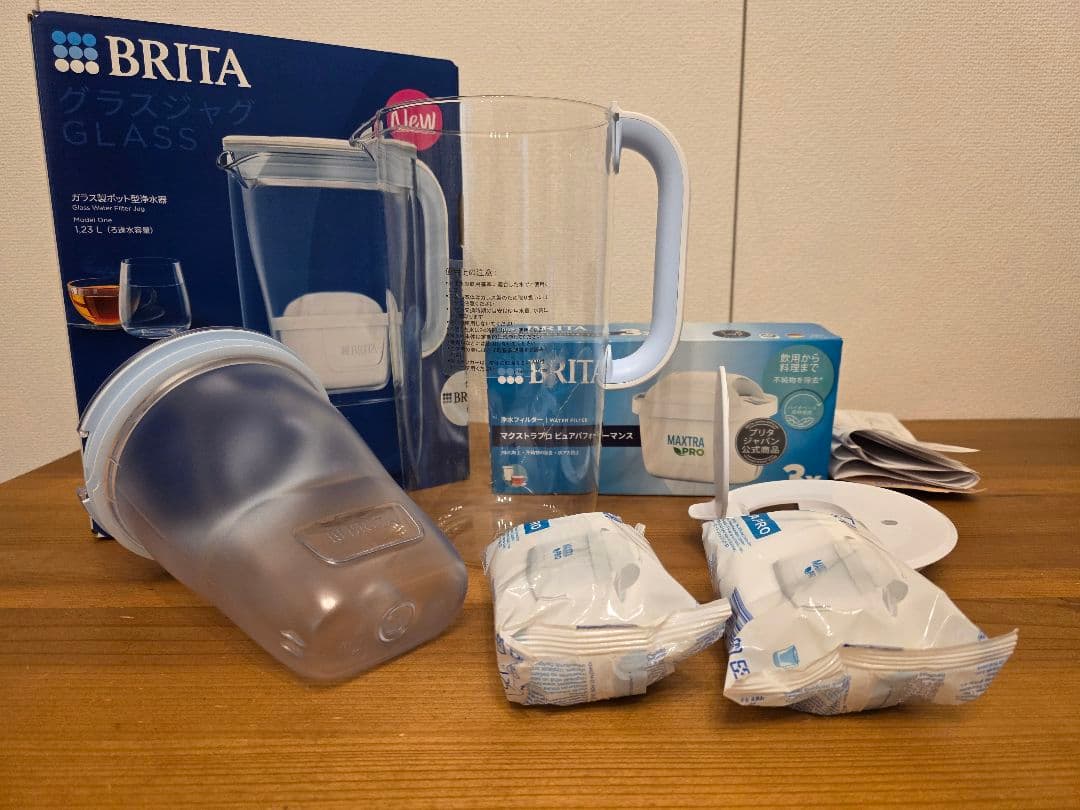 BRITA ブリタ グラスジャグ 浄水器 カートリッジ2個付 ガラス製ポット ブリタ グラスジャグ | ガラス製ポット型浄水器 | BRITA®（ブリタ）