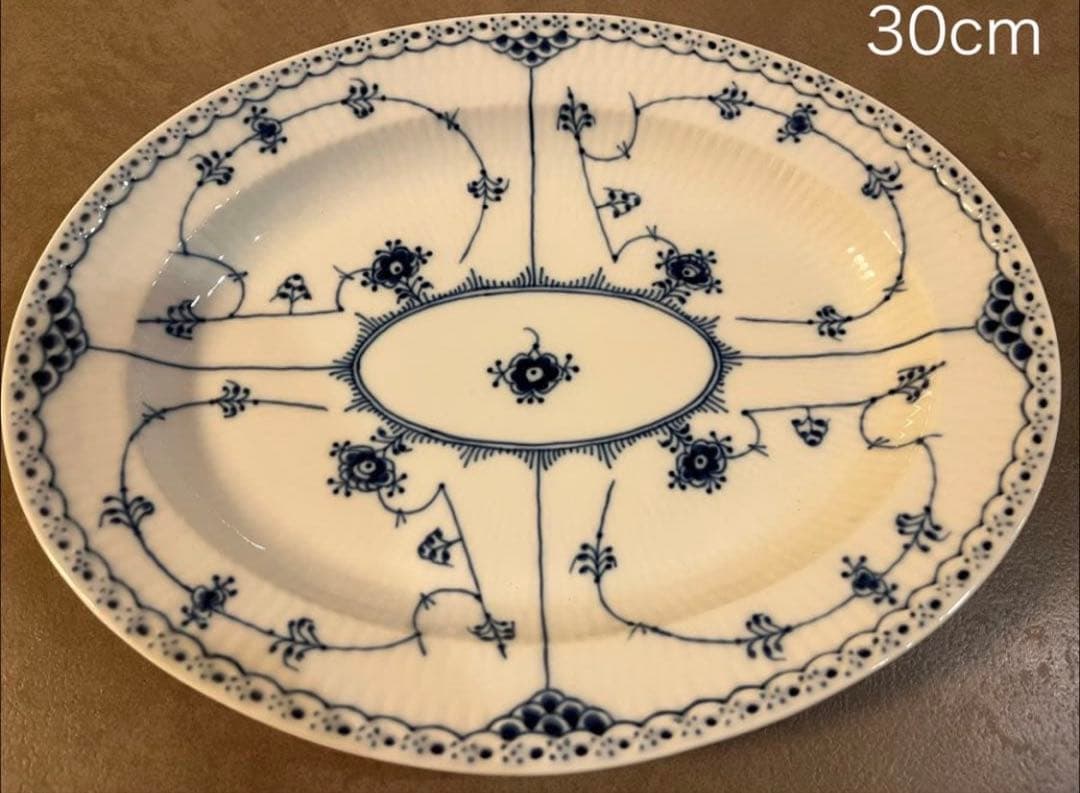 ひぃちゃん様　ロイヤルコペンハーゲン　ブルーフルーテッドハーフレース　オーバル 新品】ロイヤルコペンハーゲン ブルーフルーテッド ハーフレース