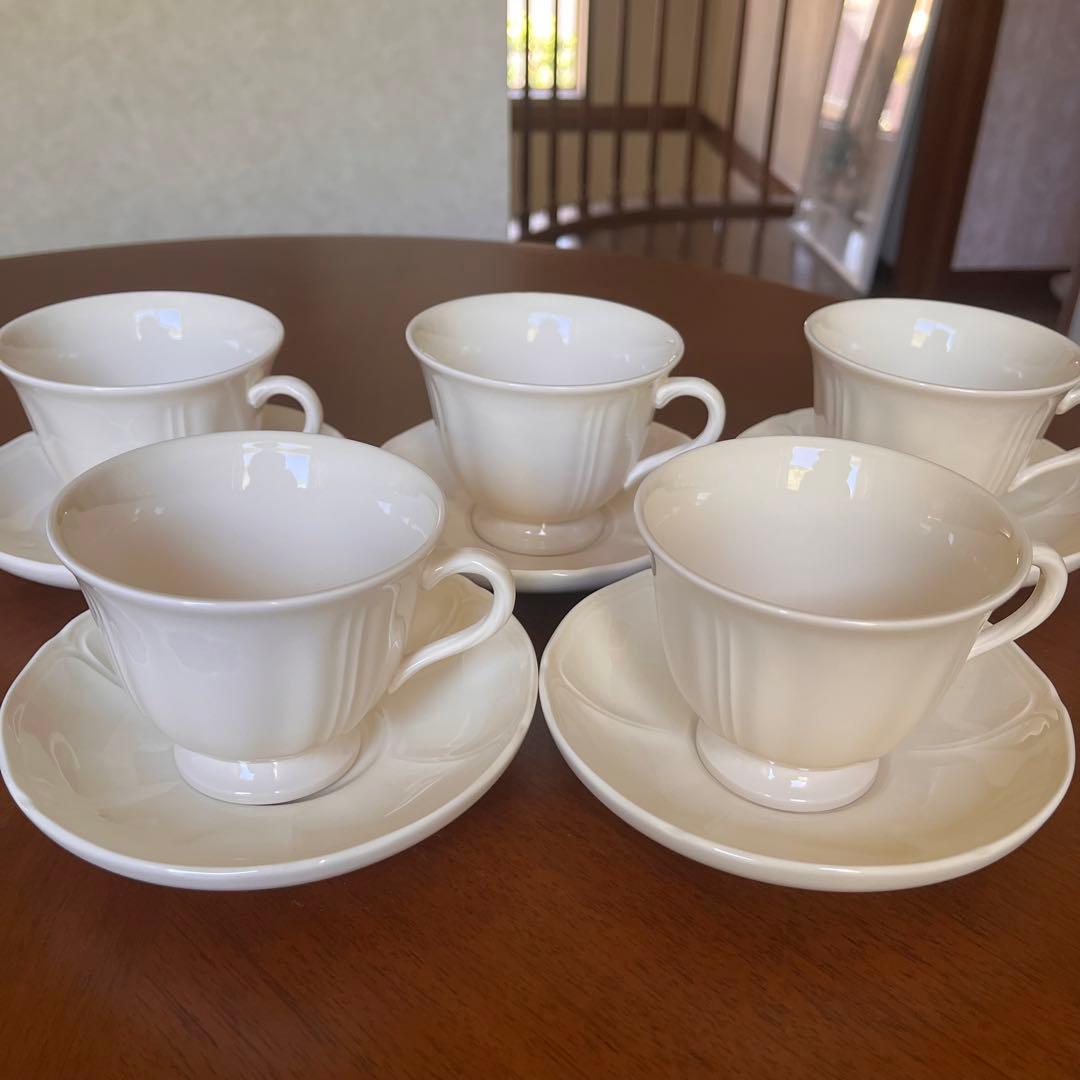 【黒壺美品】ウェッジウッド★クイーンズプレーン★花リムC/S 5客