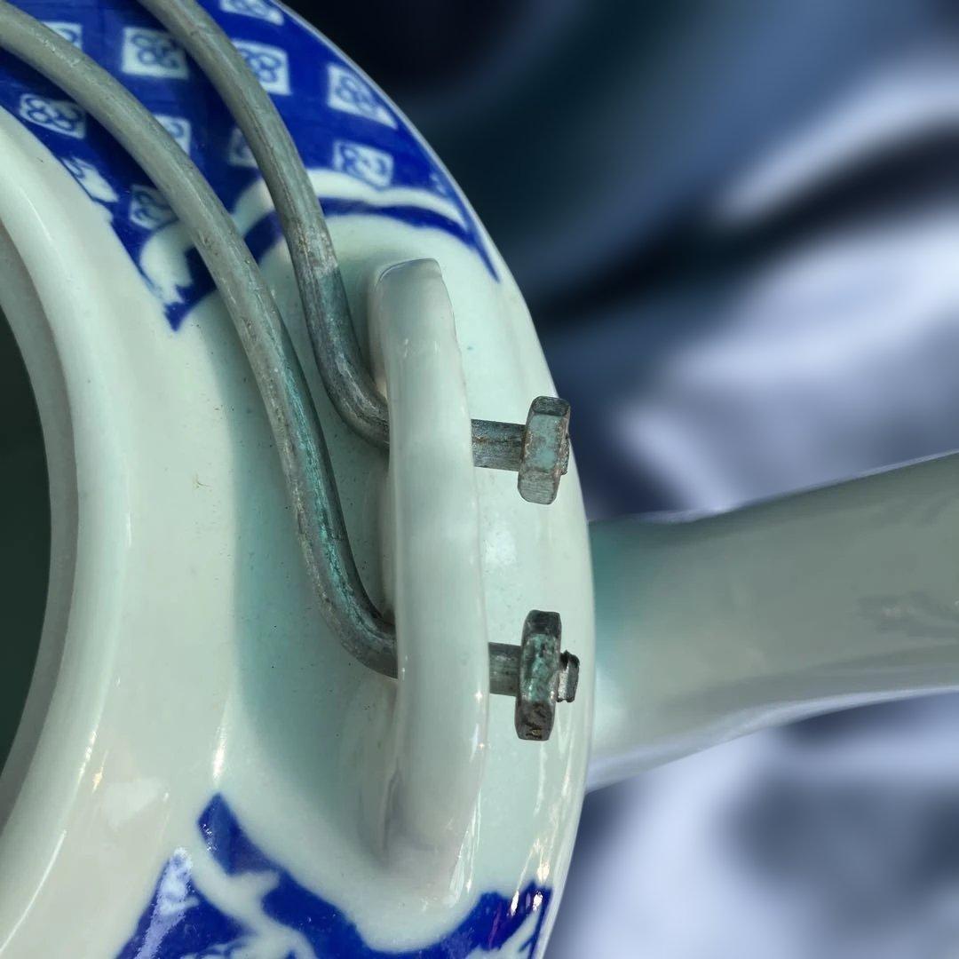 514)かなりのアンティーク品中国景徳鎮の青白磁の風景画大型ポット