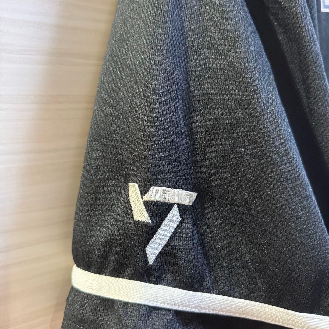 SEVENTEEN RIGHT HERE THE8 ユニフォームシャツ - メルカリ