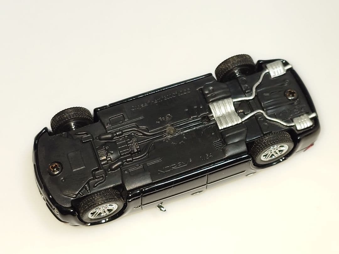 ノレブ クライスラー 300C 1/64 ミニカー ブラック - メルカリ