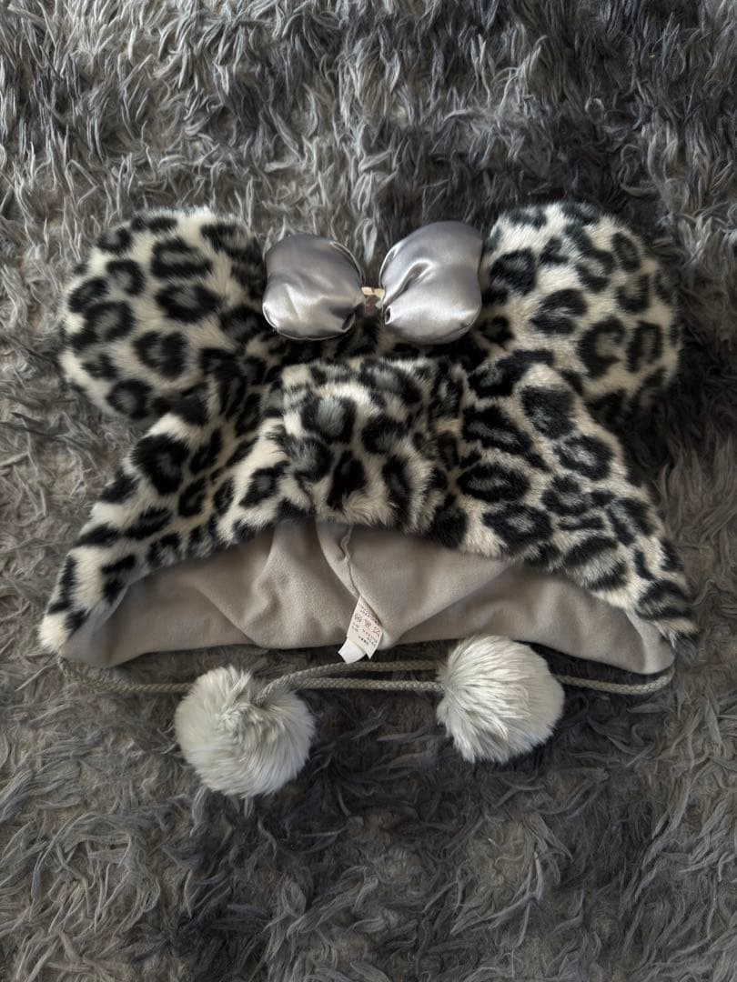 ディズニー ファンキャップ ヒョウ柄 白 - メルカリ