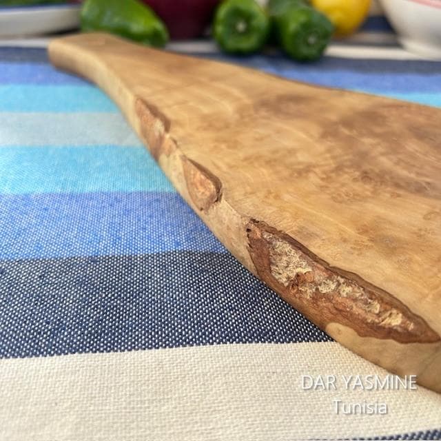 オリーブの木 カッティングボード 持ち手あり ちょっぴり変形ラケット