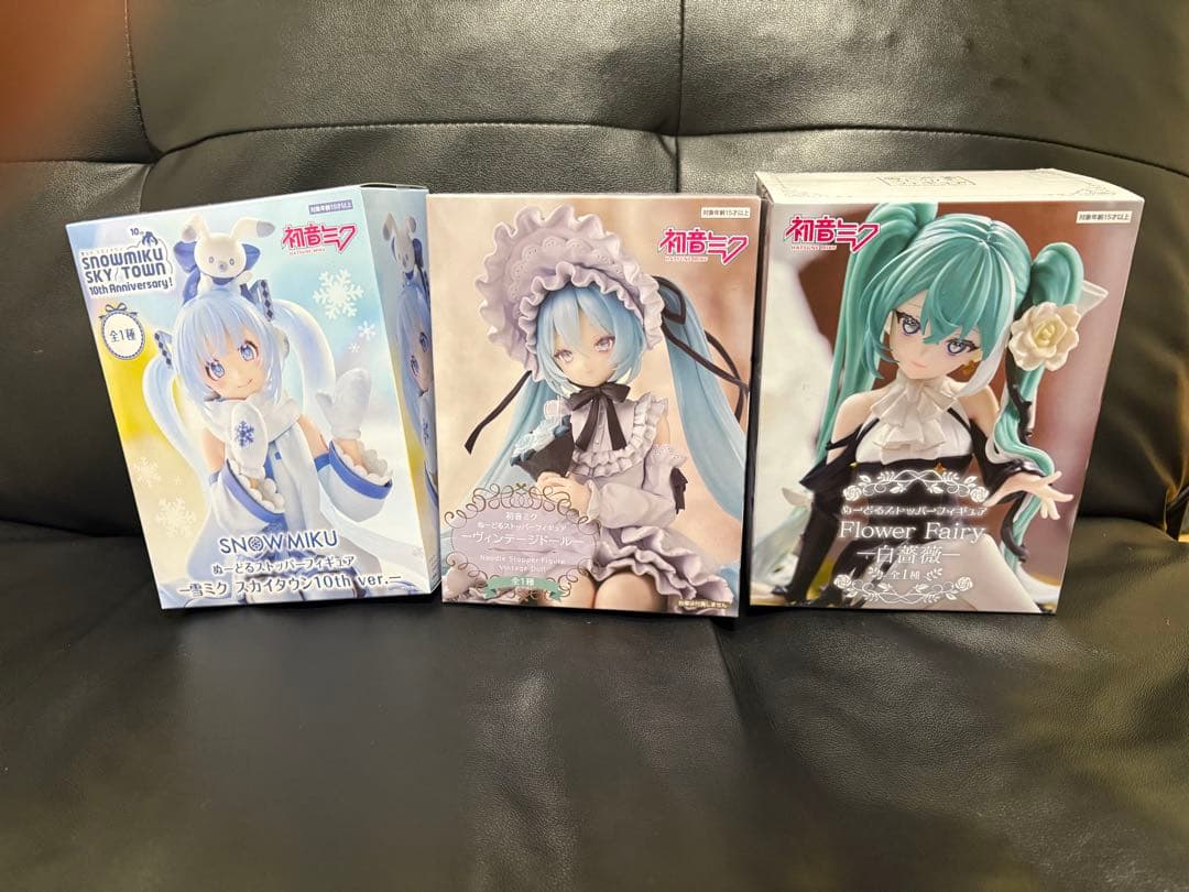 ぬーどるストッパーフィギュア 雪ミク ヴィンテージドール 白薔薇 初音