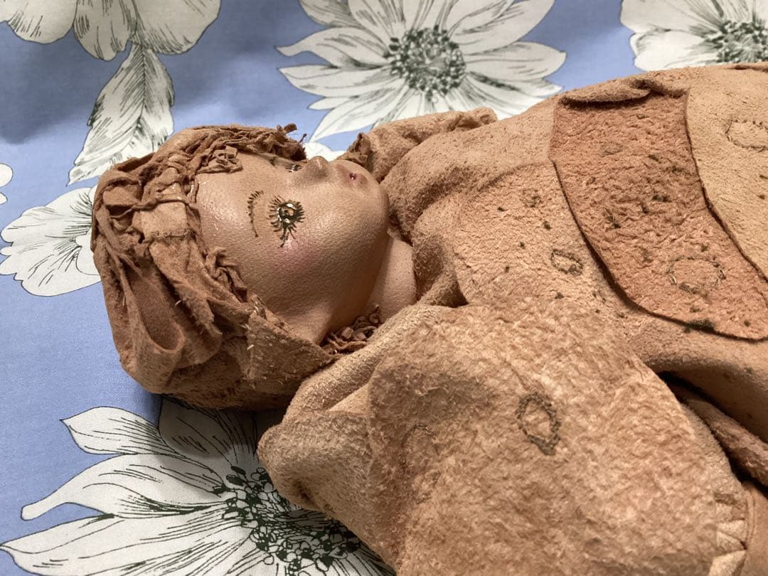 創作人形作家山下昌子 MAKODOLL 未使用 羊革花の装飾 アートドール箱付