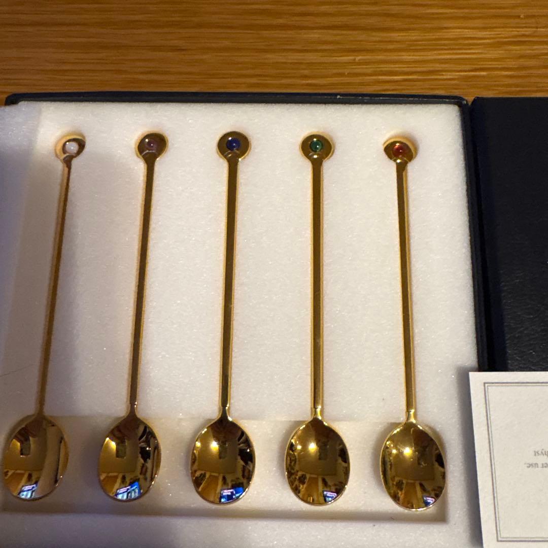 MIKIMOTO 半貴石付きスプーン 5本セット 2時間のみ出品 MIKIMOTO パール付き スプーン 18-8ステンレス 5本セット ミキモト