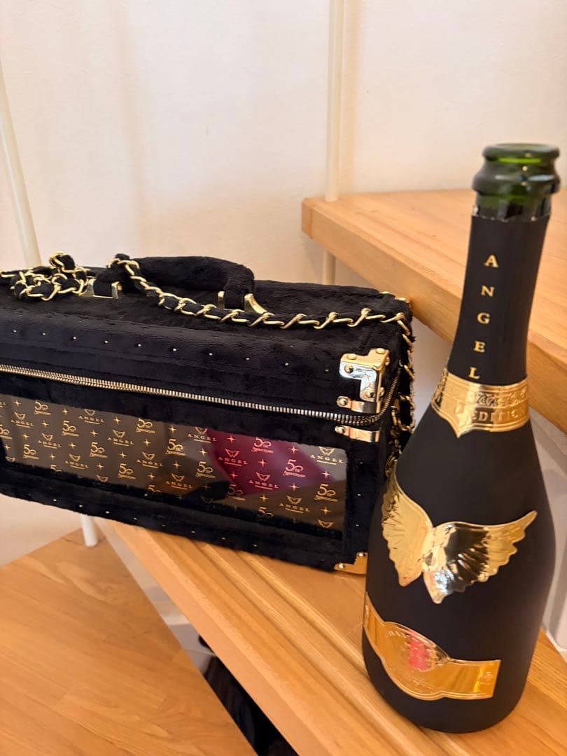 エンジェル シャンパン 5周年記念 ファージップタイプケース 楽天市場】【正規品シャンパン】エンジェル シャンパンブラック 5th