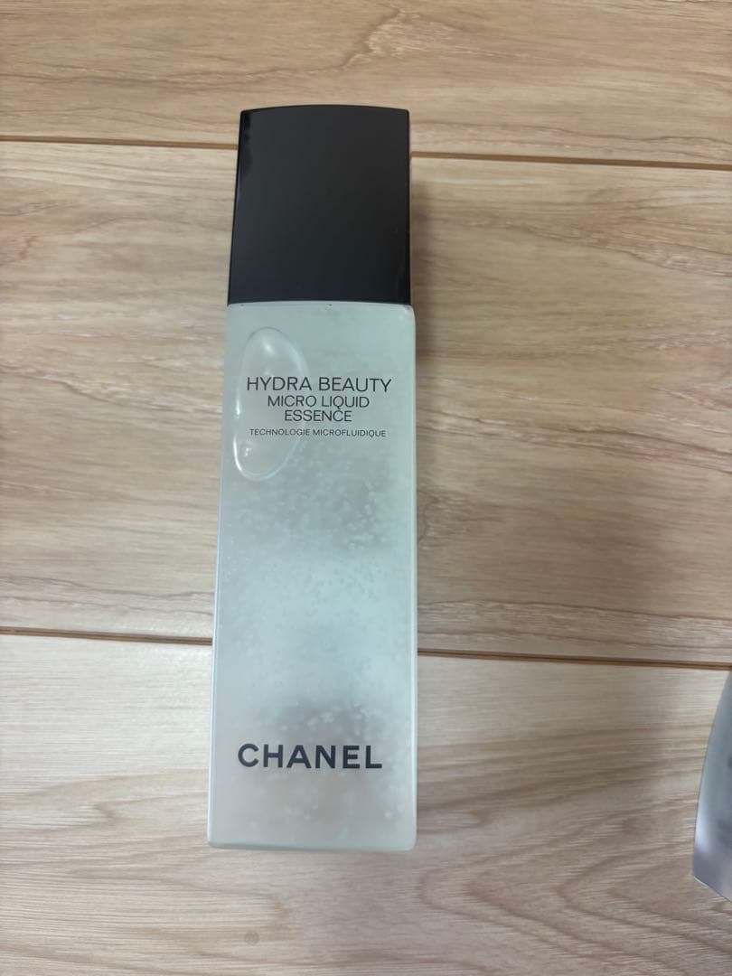 CHANEL新品未使用イドゥラ ビューティ マイクロ リクィッド エッセンス