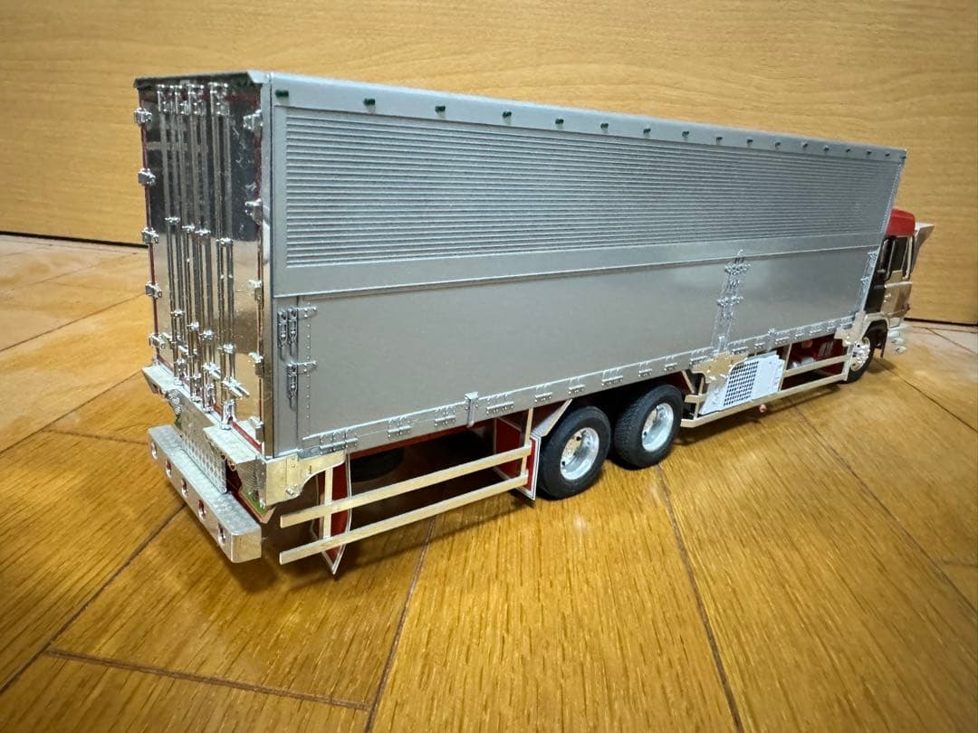 デコトラ プラモデル アオシマ ドルフィン オリジナル - メルカリ