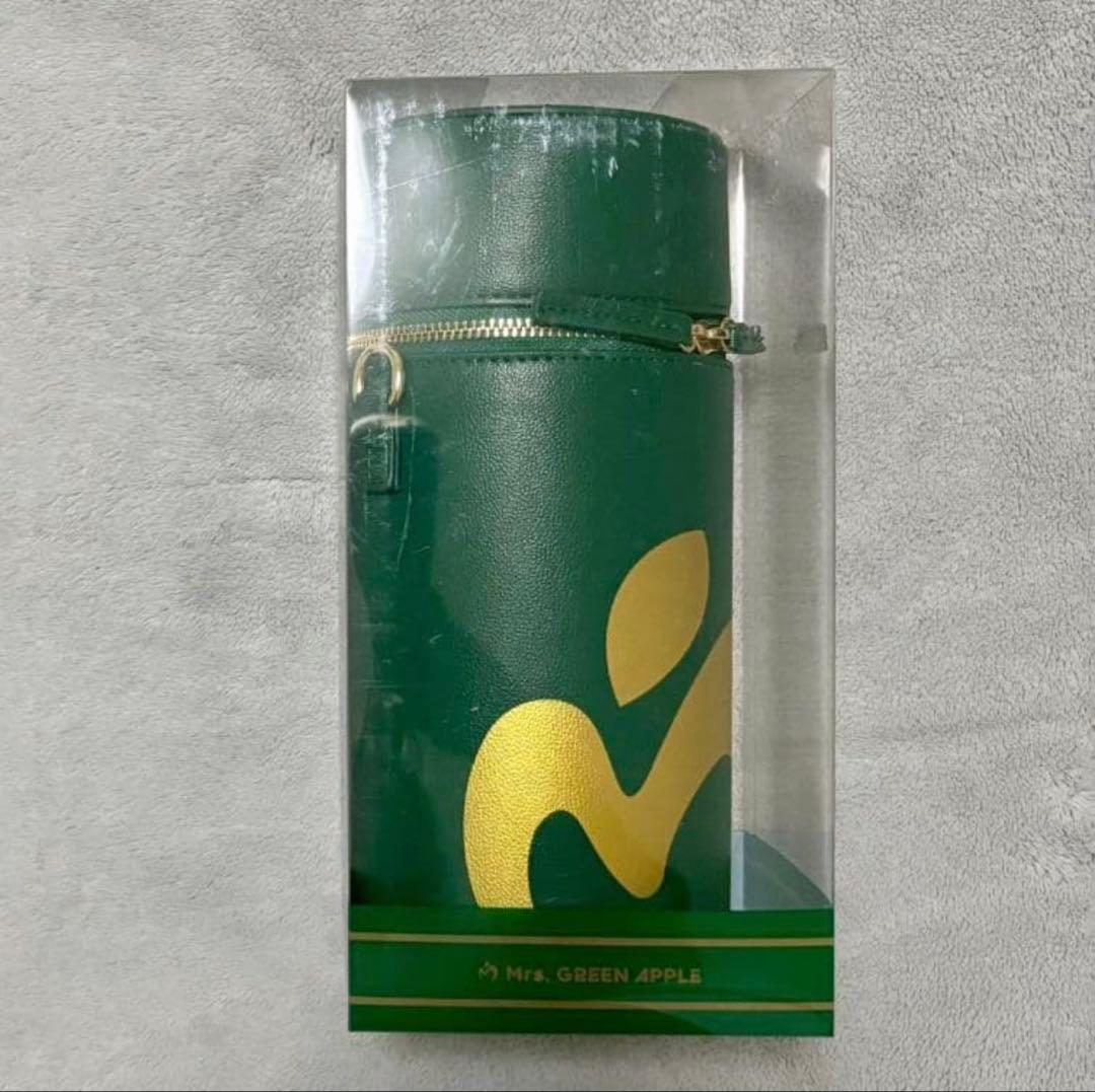 Mrs.GREEN APPLEライトスティックバッグ グリーン - メルカリ