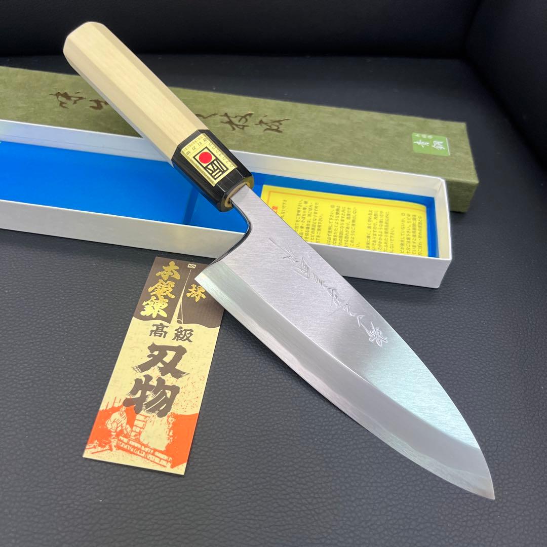 ☆新品未使用☆堺打刃物青鋼出刃包丁150mm五寸水牛白八角柄右片刃堺の