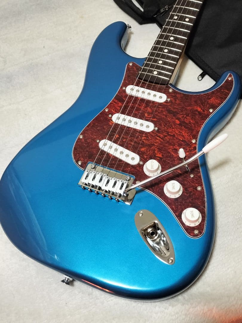 Fender Standard Stratocasterフェンダー ストラト 青 Amazon | Fender エレキギター Made in Japan Traditional 60s