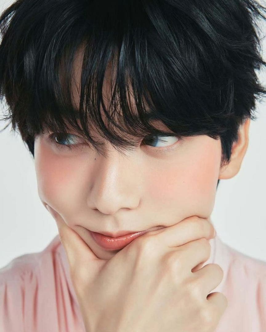 TXT スビン SOOBIN × INTO U 限定コラボセット 箱なし ④ - メルカリ