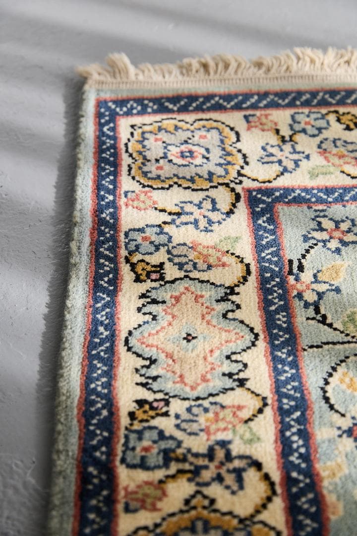 ヴィンテージラグ ペルシャ絨毯 ナイン産（101×64cm）水色 青 黄 赤 緑