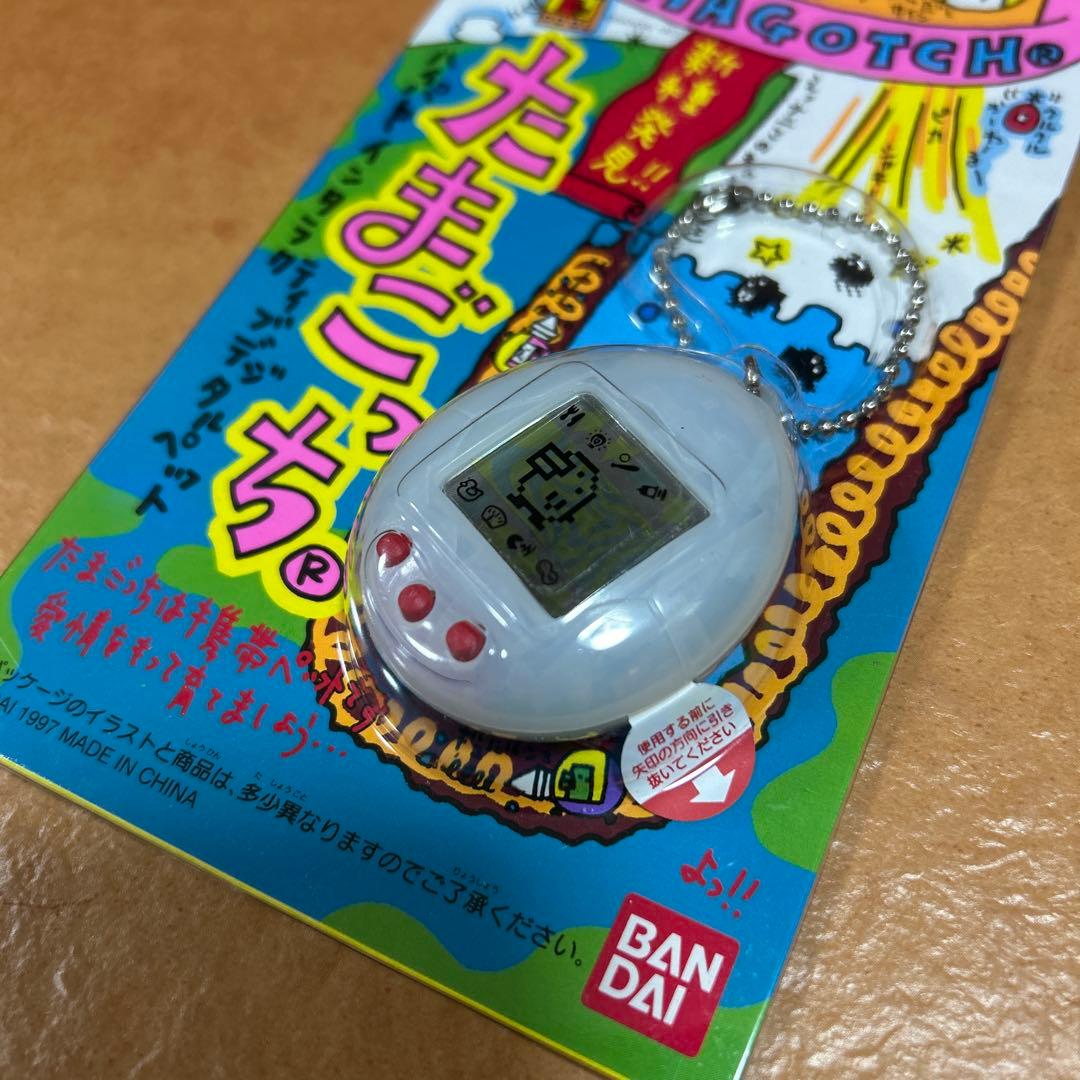 新品 未開封 レア 新種発見 たまごっち バンダイ クリアホワイト 白 15