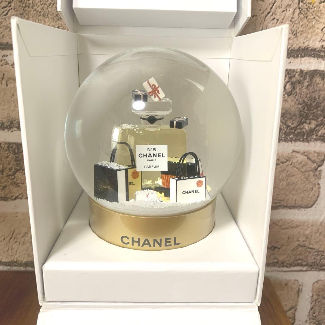 希少　CHANELシャネル スノードーム No.5 100周年 2021年ギフト 2021 限定ノベルティ CHANEL シャネル スノードーム レア 100周年