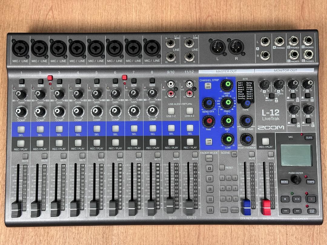 ZOOM LiveTrak L-12 デジタルミキサー 12チャンネル Amazon.com: Zoom LiveTrak L-12-12-Channel Digital Mixer