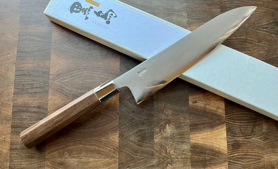 黒鳥鍛造　銀三　霞　牛刀　210mm 包丁　洋包丁　ステンレス　土佐打刃物 土佐打刃物 黒鳥鍛造工場 牛刀 包丁 銀三鋼 梨地仕上 240mm