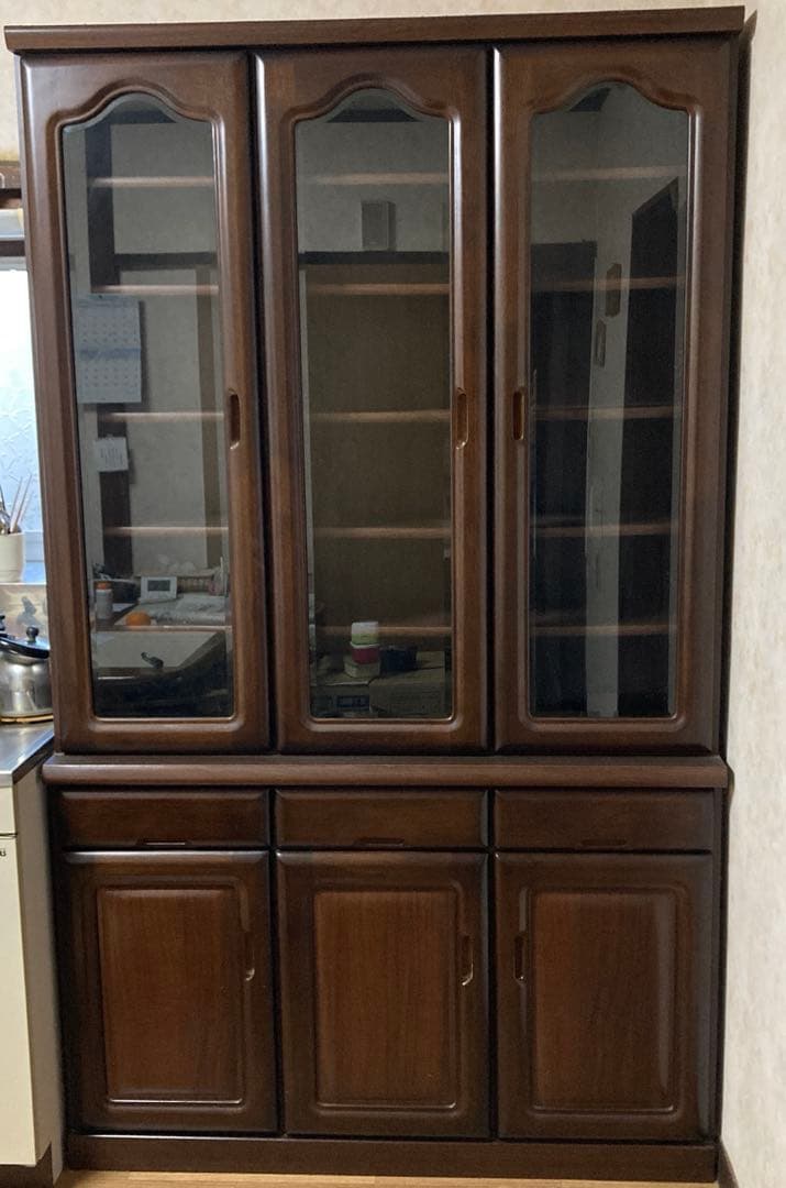 【2／7まで出品】食器棚　キャビネット　アンティーク　ガラス扉付　昭和レトロ 大正ロマン 木製ガラス食器棚 アンティークキャビネット