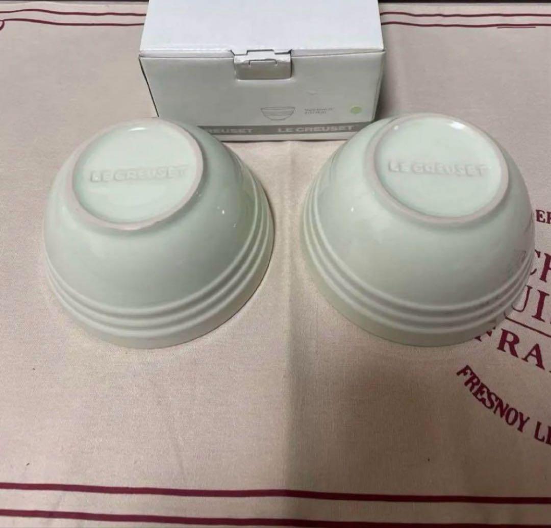 《新品＆未使用》ルクルーゼ わさび 淡い緑色 丼 ボウルセット