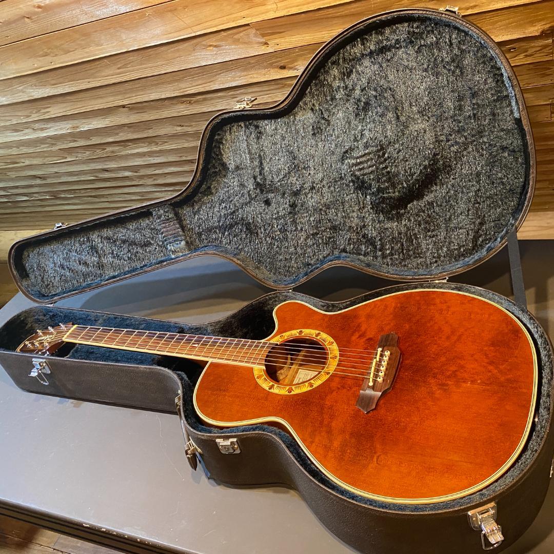 【超美品】タカミネ　エレアコギター ハードケース付き セミハードケース｜ギターケース｜ギターアクセサリー｜高峰楽器製作所