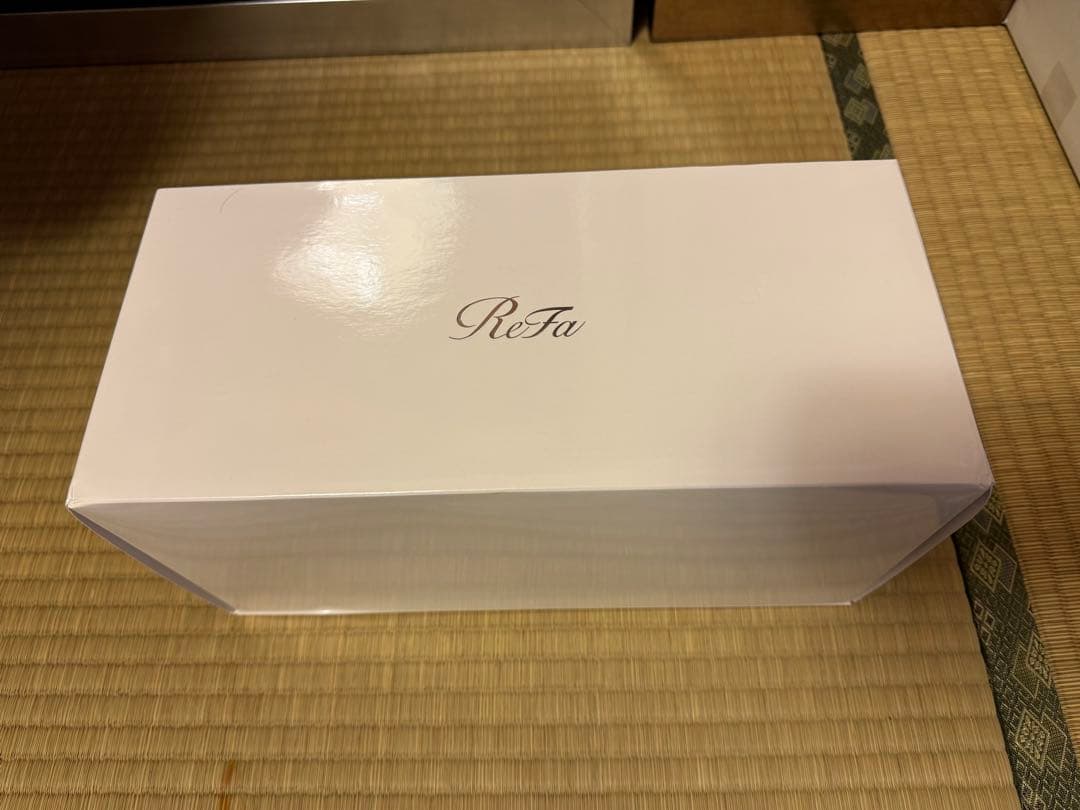 ReFa EPI W 美容器具 MTG ホワイト　RE-AY-02A レンタル] MTG Refa EPI W リファエピダブル 光美容器 - Rentio