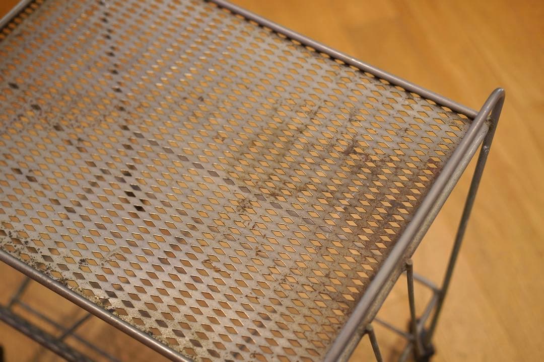 マシューマテゴ風ヴィンテージスチールラック - メルカリ