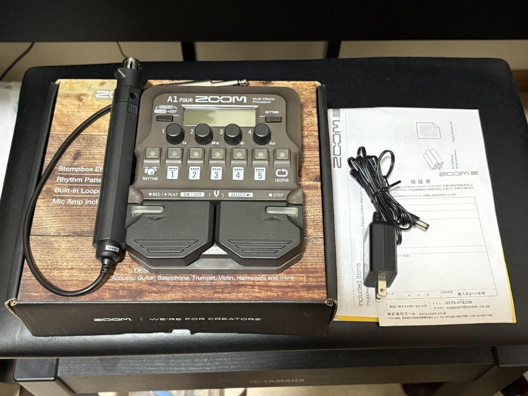 ZOOM A1 FOUR アコーステックマルチエフェクター　最終値下げ ZOOM A1 FOUR アコースティックギター用マルチエフェクター