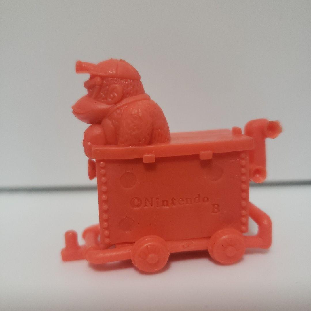 ドンキーコング フィギュア 消しゴム トロッコ レア レトロ 昔 任天堂