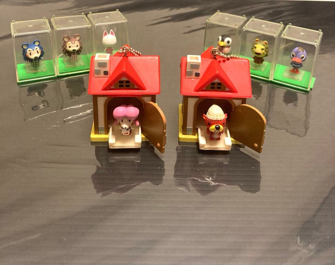 おいでよどうぶつの森 ミニミニハウスキーチェーン＆フィギア