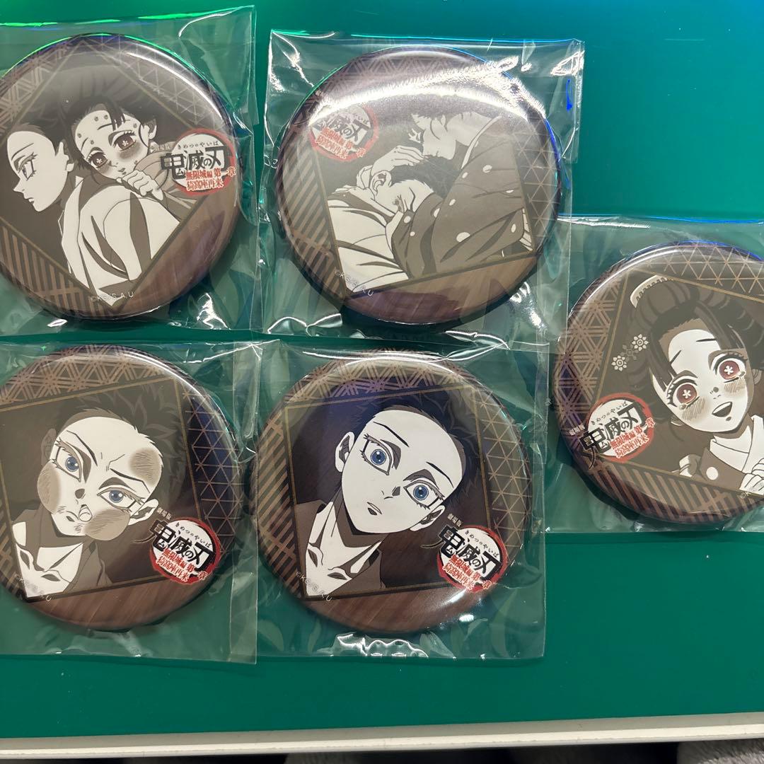 鬼滅の刃 ダイニング 缶バッジ 狛治 恋雪 - メルカリ