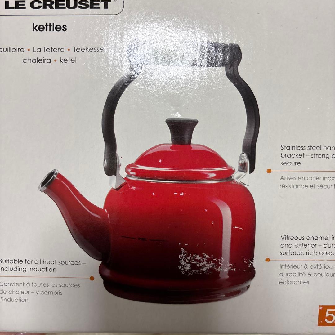 【新品】LE CREUSET ル・クルーゼケトル　1.1Ｌ　パープル　IH対応