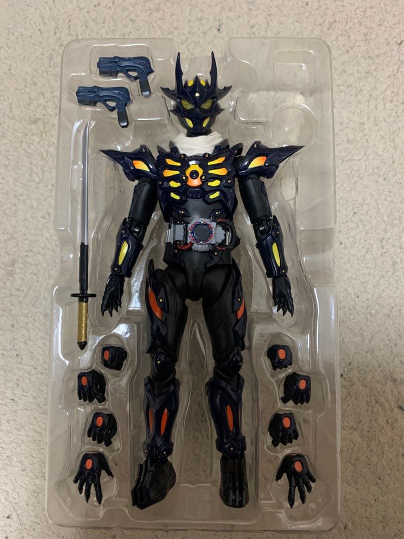 【最終値下げ】　S.H.figuarts 仮面ライダーガッチャード　まとめ売り