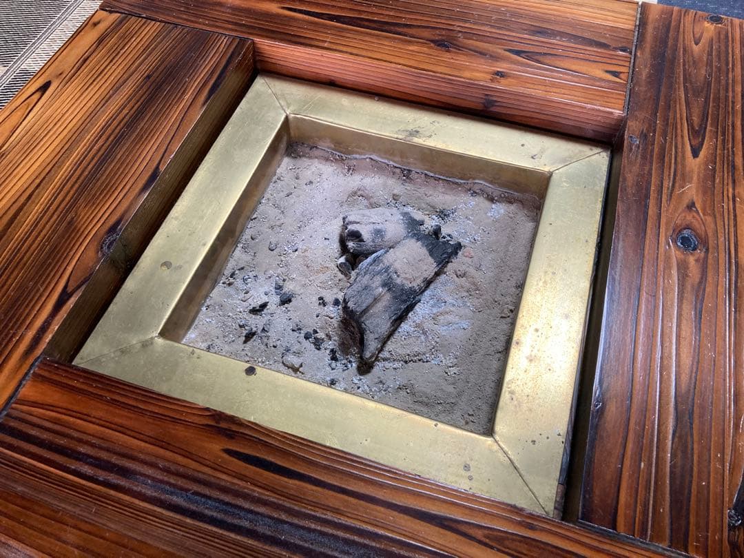 ◆❖ 囲炉裏テーブル 古民家家具・昭和レトロ・アンティーク・座卓 ❖◆ 灰 五徳セット】囲炉裏テーブル座卓タイプ1200x800x280mm : 木製