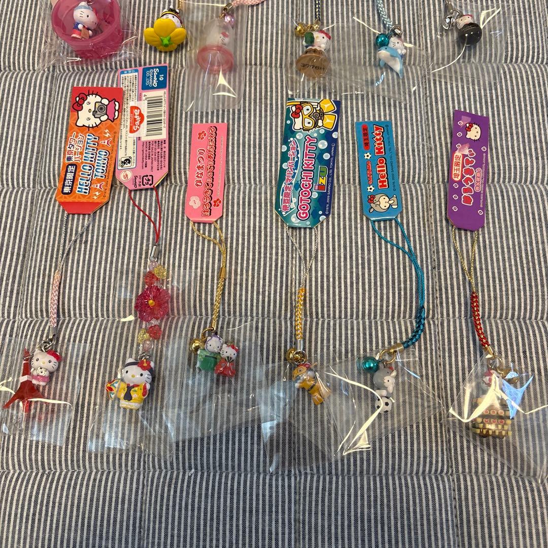 ご当地キティ ストラップ セット - メルカリ
