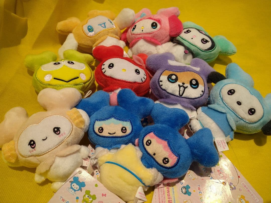 TWICE　トゥワイス サンリオ マスコット gigo限定 9種① TWICE LOVELYS×GiGOキャンペーン 2024 SUMMER 開催のお知らせ | 株式