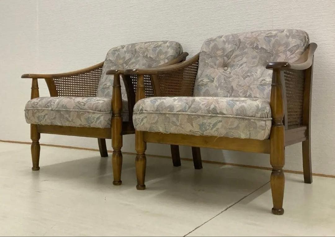 【カリモク】コロニアル アームチェア　1人掛けソファ 椅子 2脚セット 2026年最新】カリモク ソファー コロニアルの人気アイテム - メルカリ